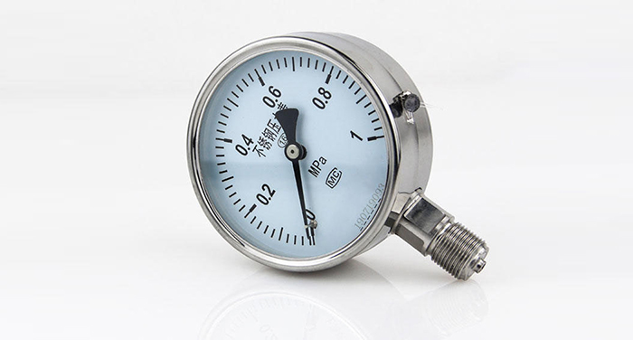 不銹鋼壓力表使用過(guò)程中的注意事項(xiàng)